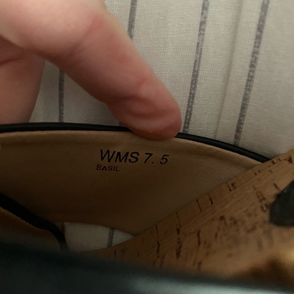 🖤NWOT-Women’s Report Black Wedge Mules🖤 - Picture 7 of 7